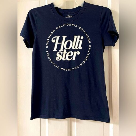 Hollister Graphic‎ Slim T-Shirt - Picture 1 of 3
